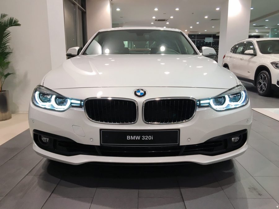 Ắc quy thay thế cho xe BMW 320i