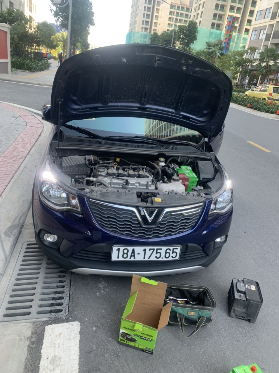 thay ắc quy cho xe vinfast fadil - Acquydelkor.vn