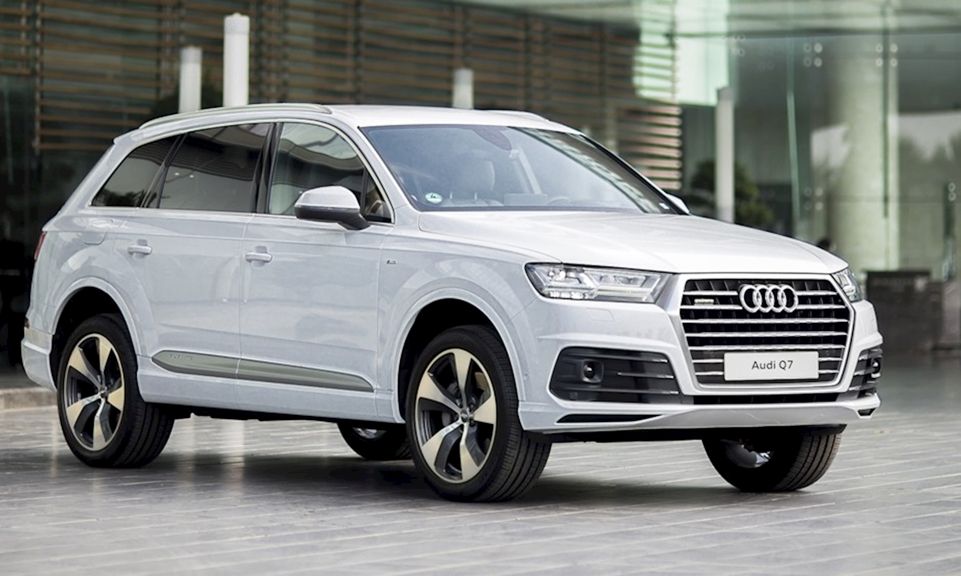 ắc quy thay thế cho xe Audi Q7